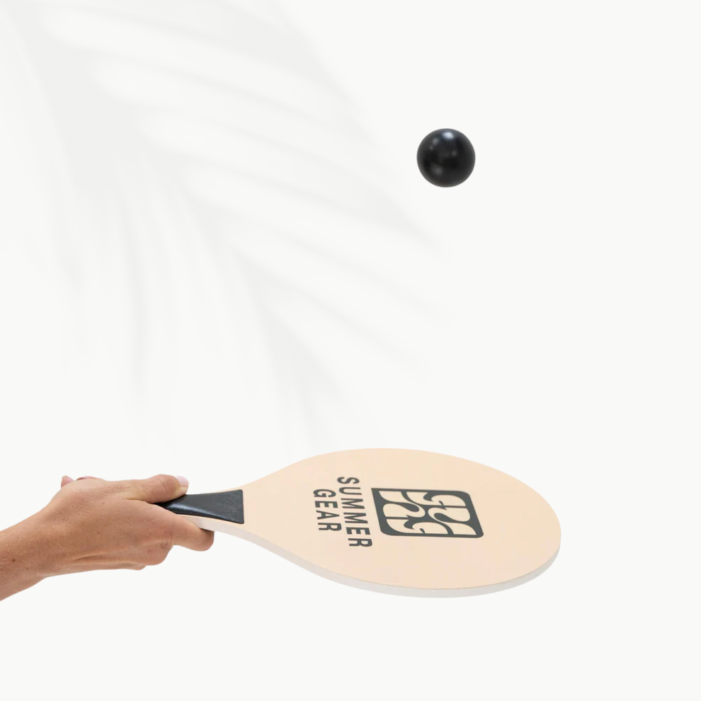 Houten beachball rackets met SummerGear logo en kunststof handgrepen