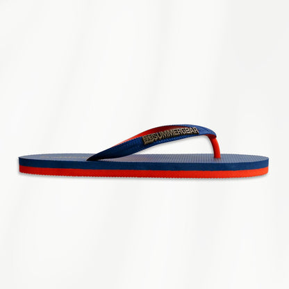 Blauwrode regular slippers van gerecycled rubber van SummerGear zijaanzicht